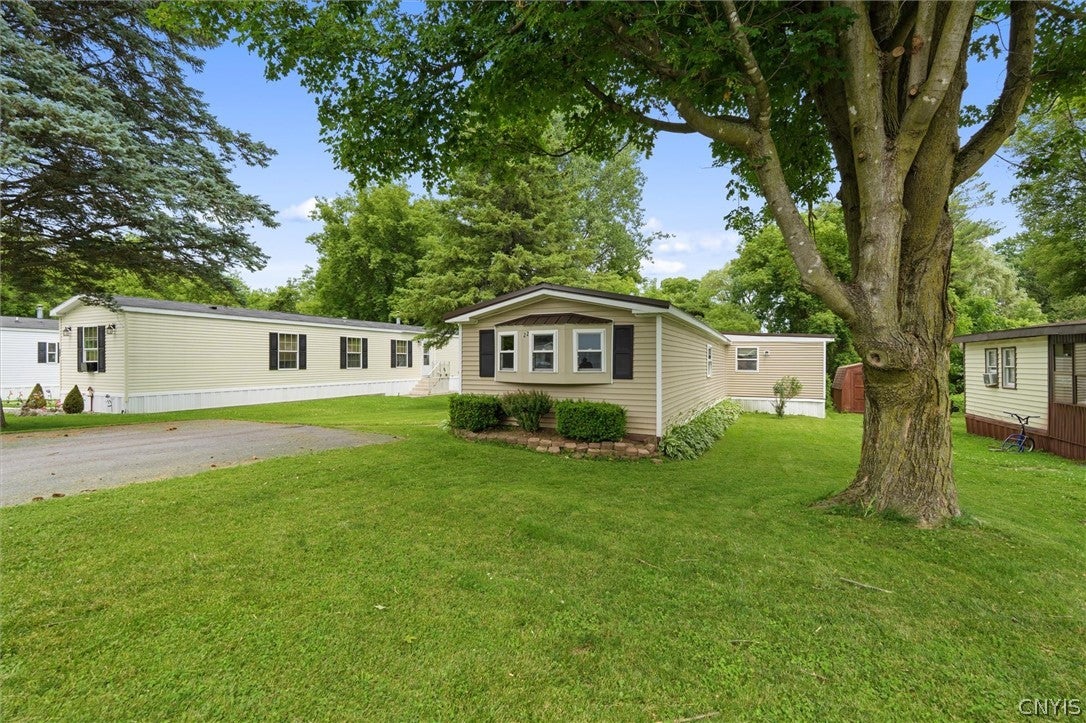 5969 Middle Rd, Stockbridge, NY 13409 — photo 3
