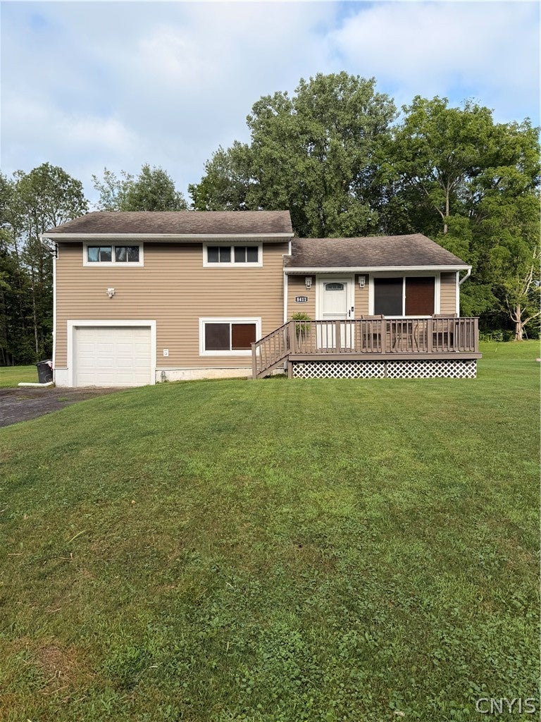 8411 Dawn Drive — photo