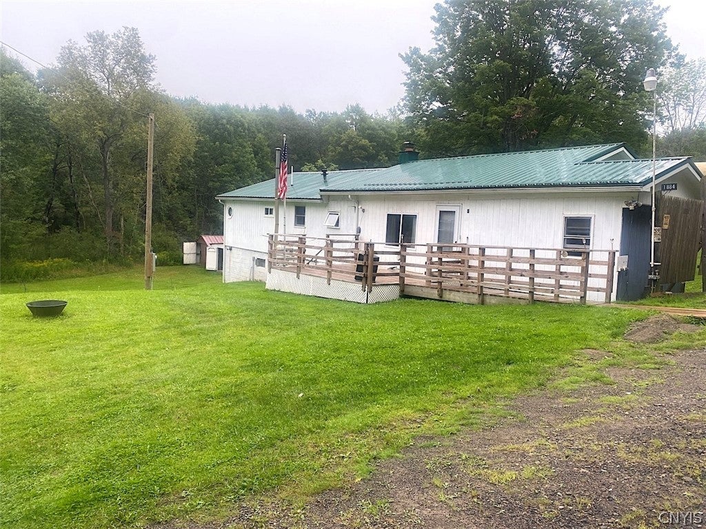 1884 County Road 18 — photo