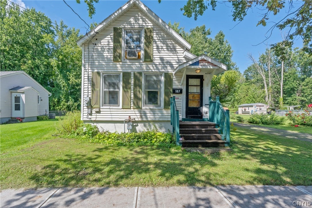 107 Sherman Street — photo