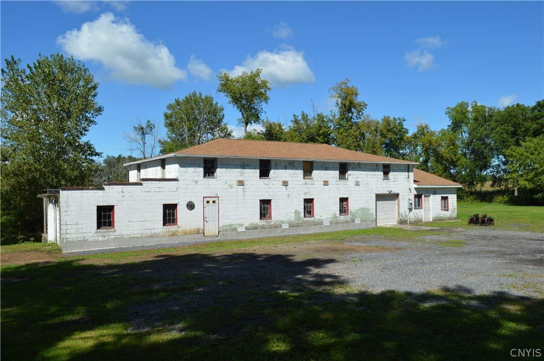 6391 Newport Road — photo