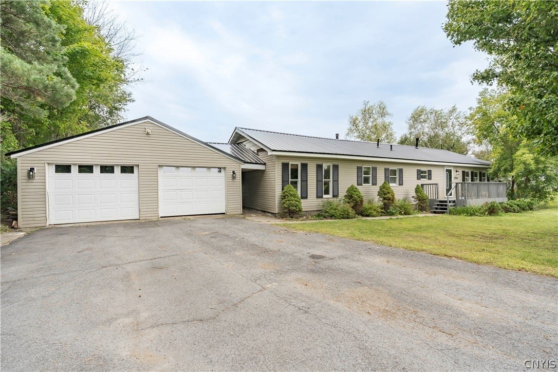 21502 Cole Road — photo