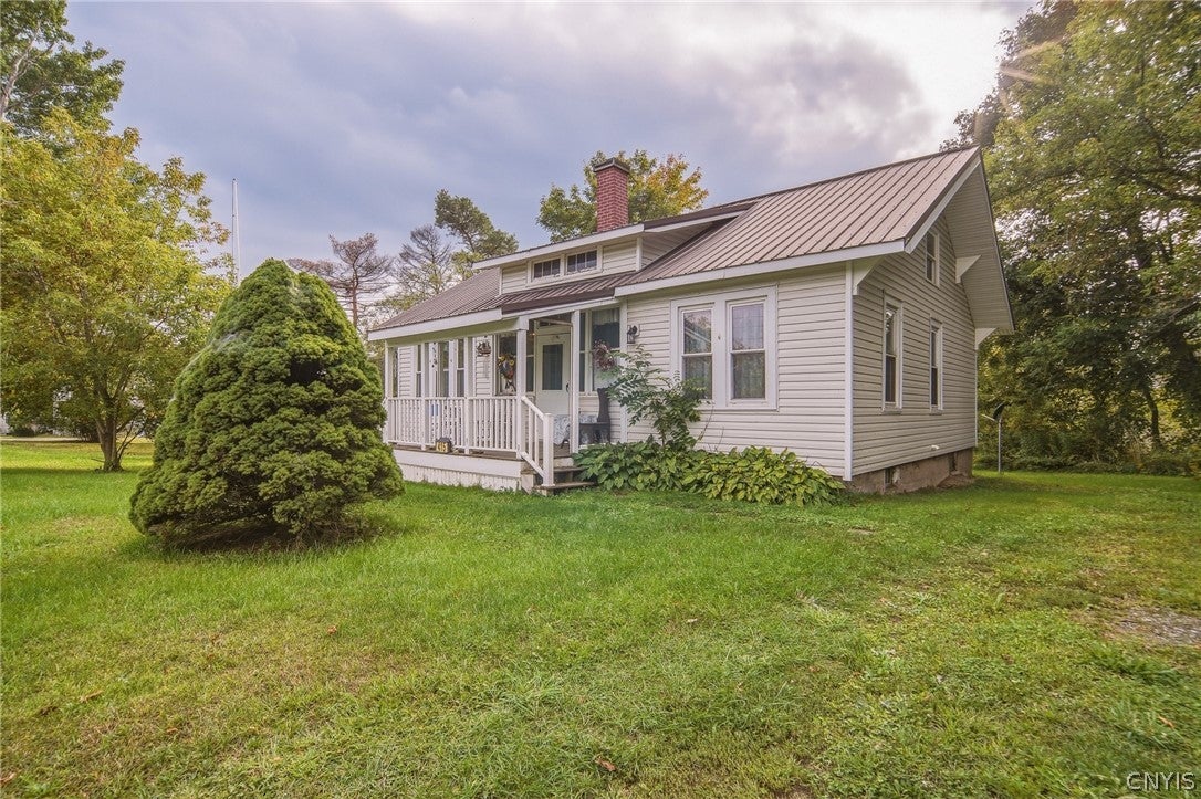 415 Sutton Road — photo