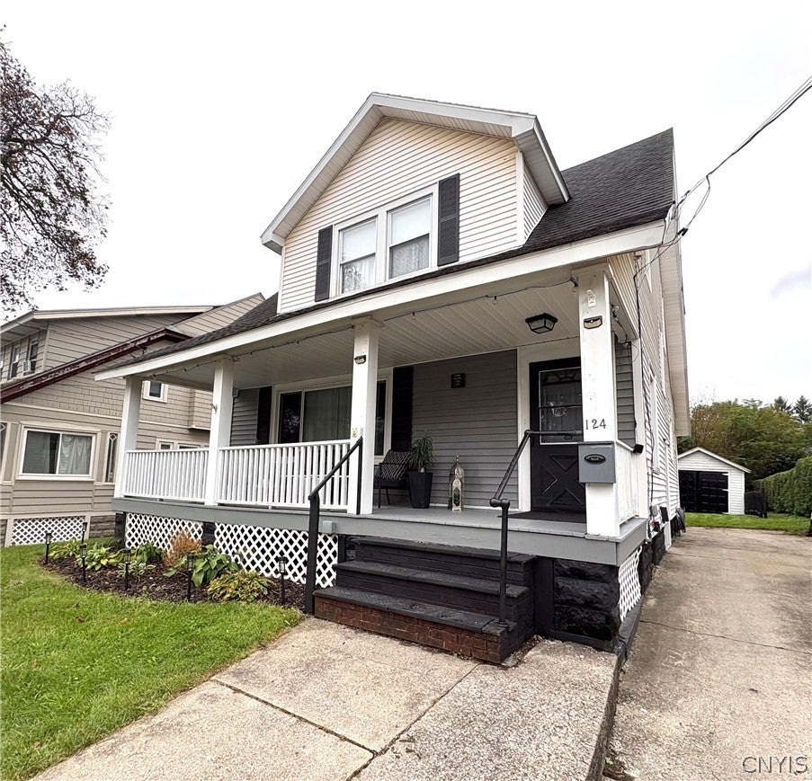 124 Curtis Place — photo