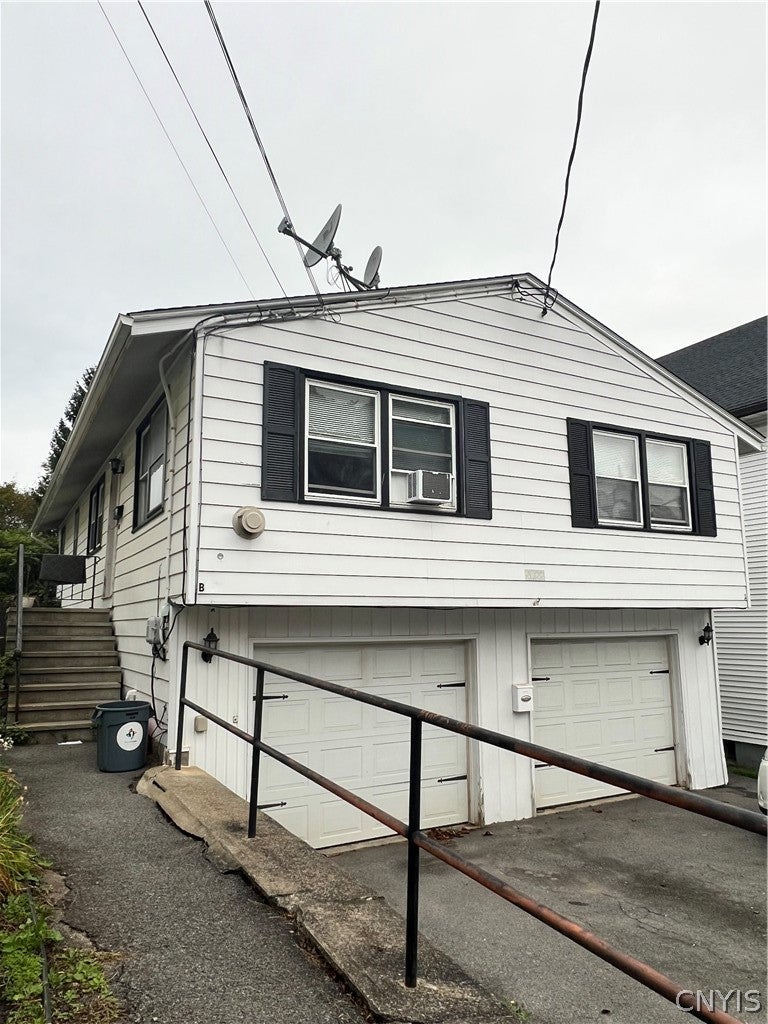 2022 Baker Avenue — photo