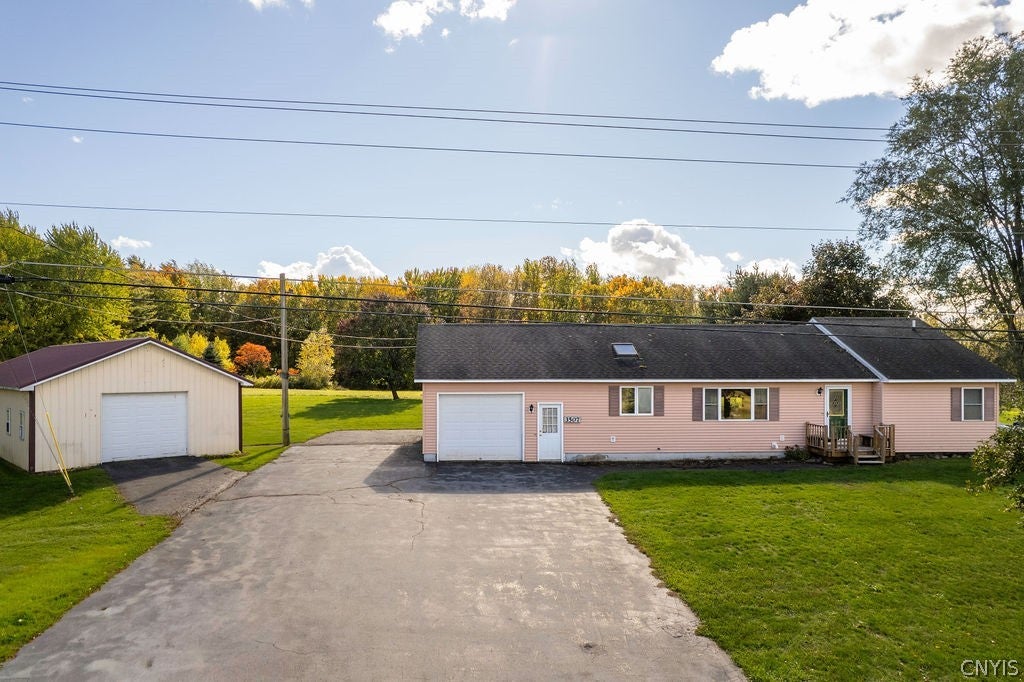 3507 State Route 49 — photo