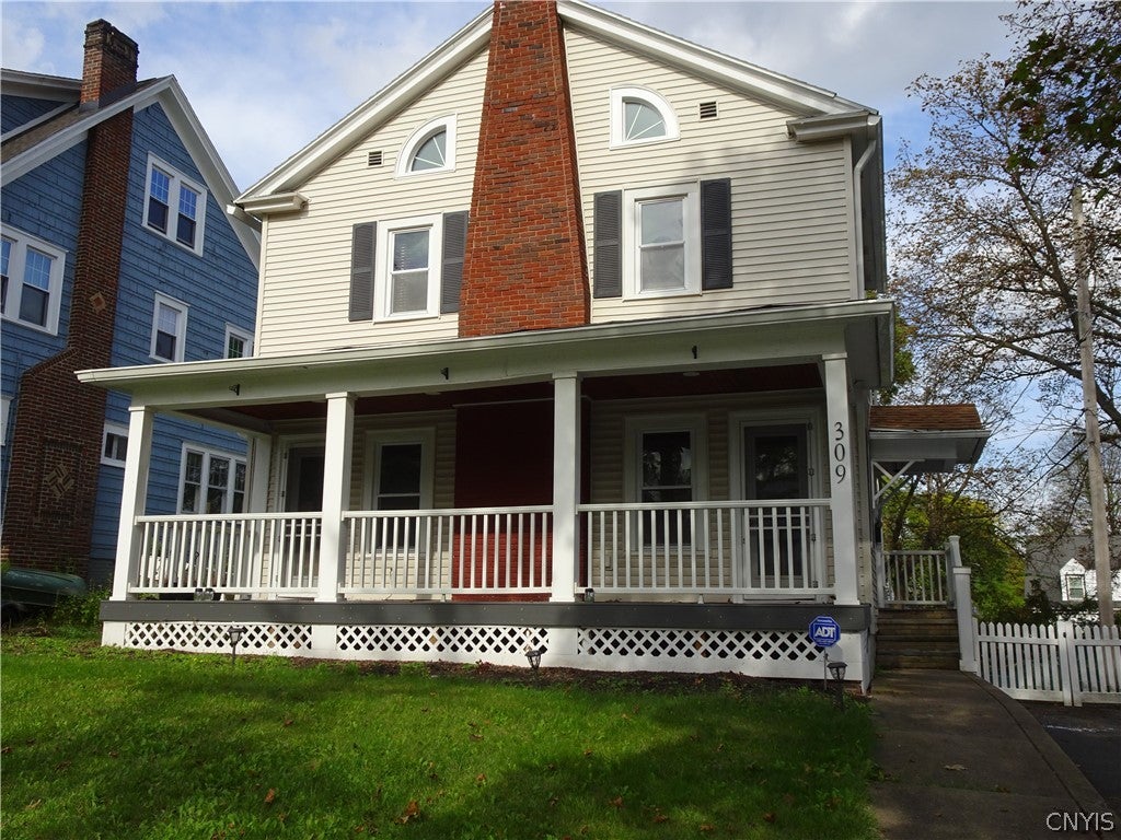 309 Scottholm Terrace — photo