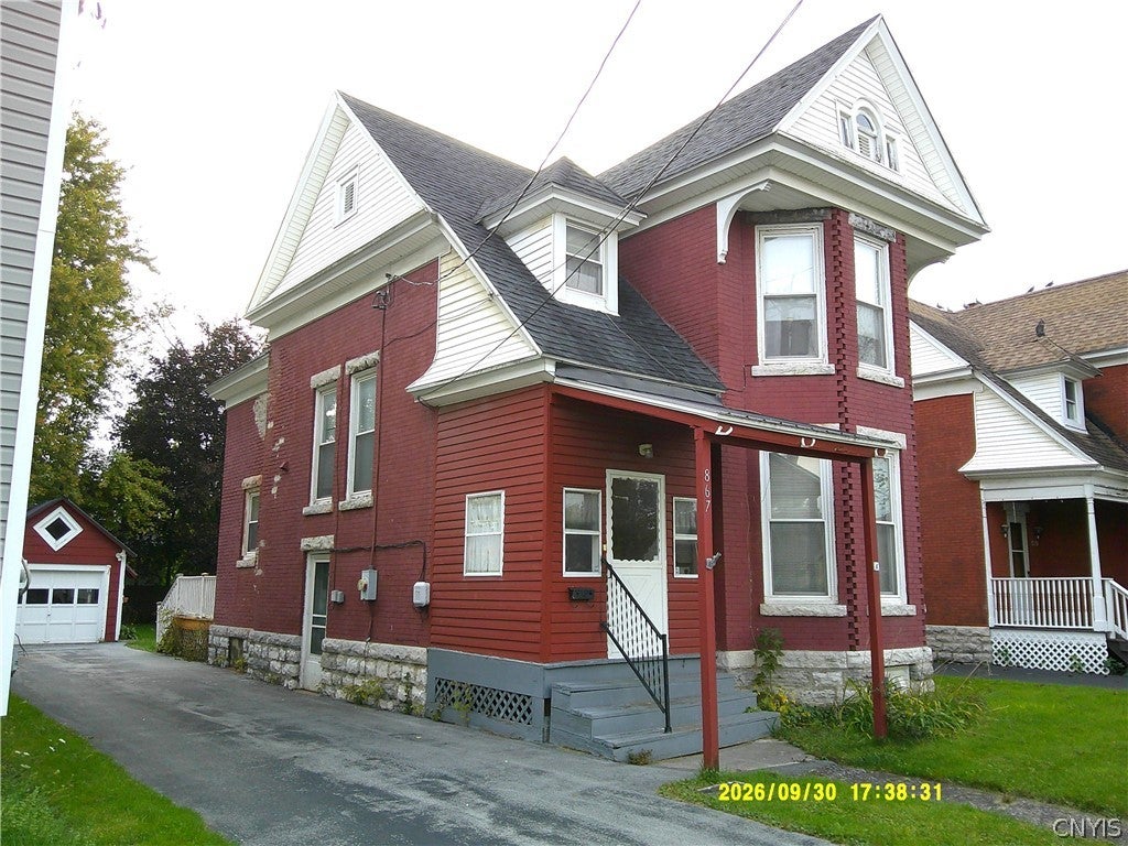 867 W Main Street — photo