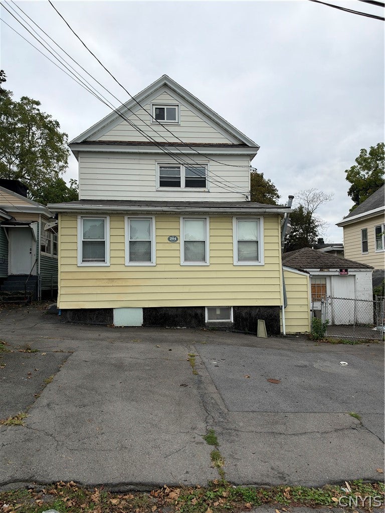 204 Union Place — photo