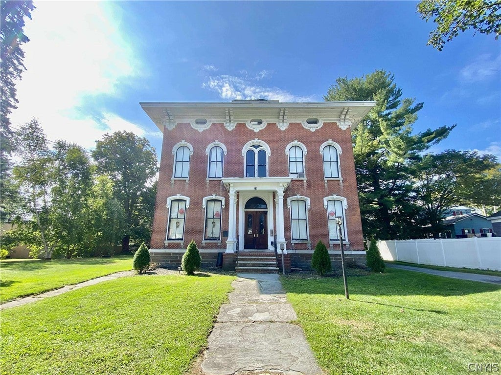 19 Lake Street — photo