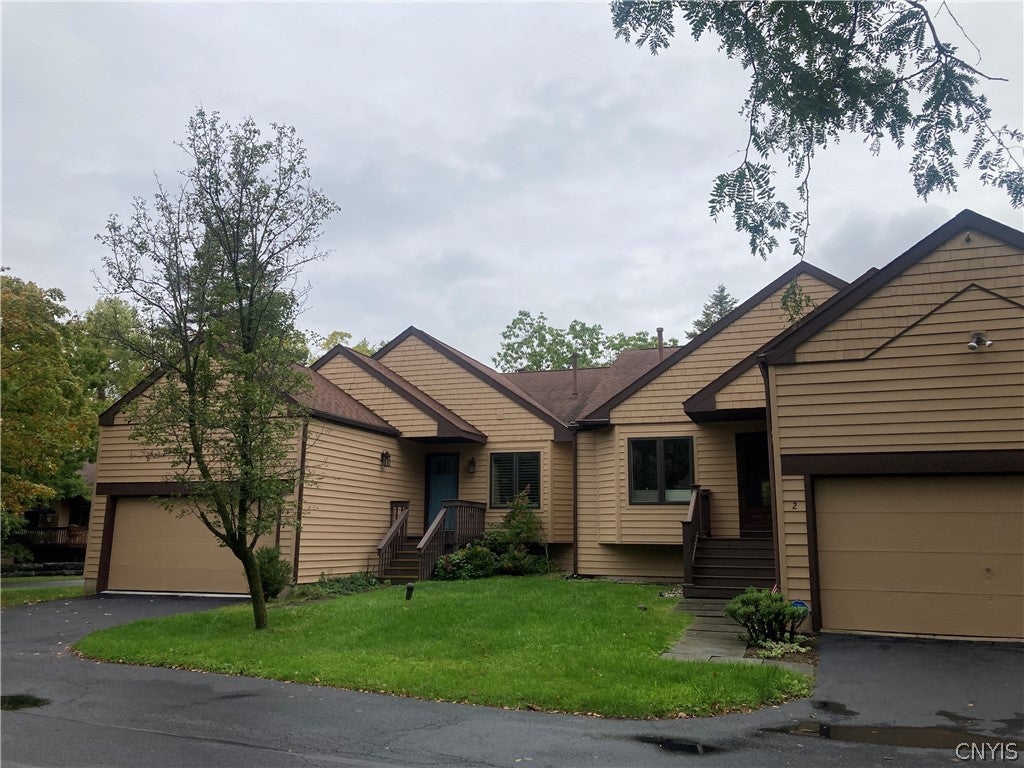 4 Daybreak Lane — photo