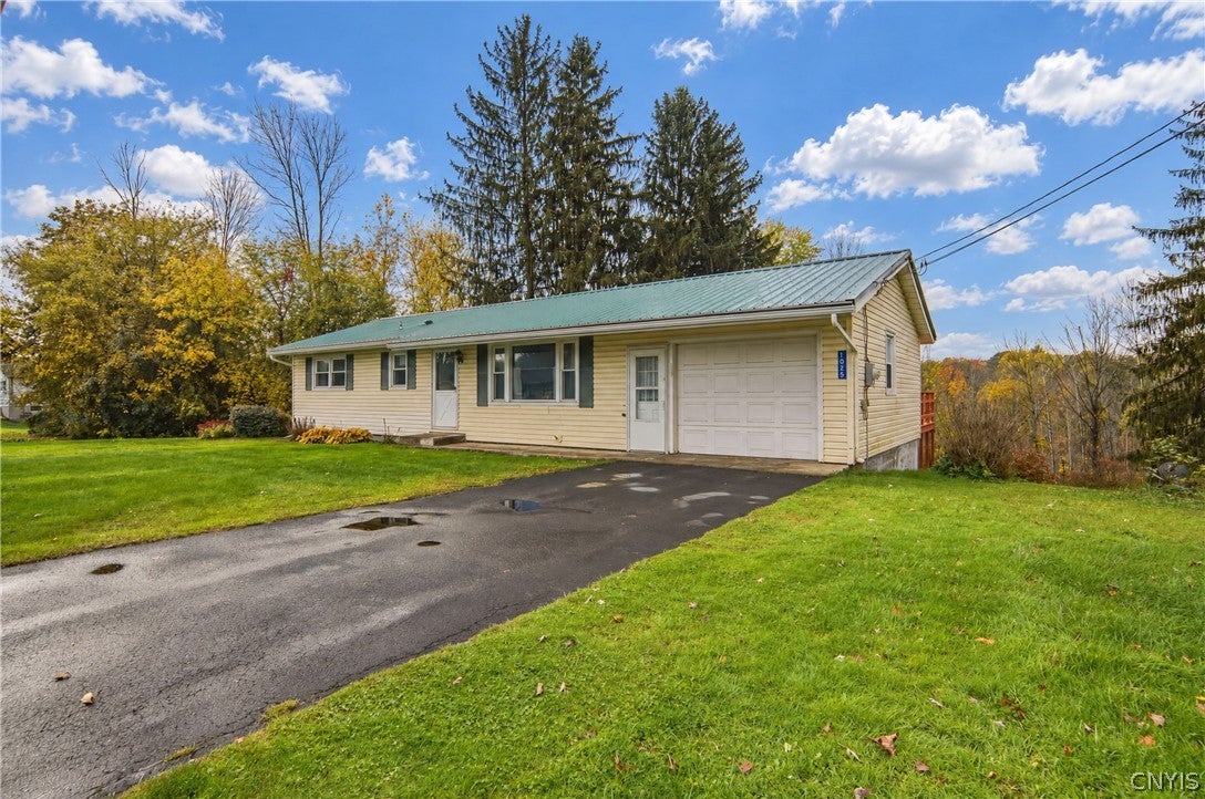 1025 State Route 48 — photo