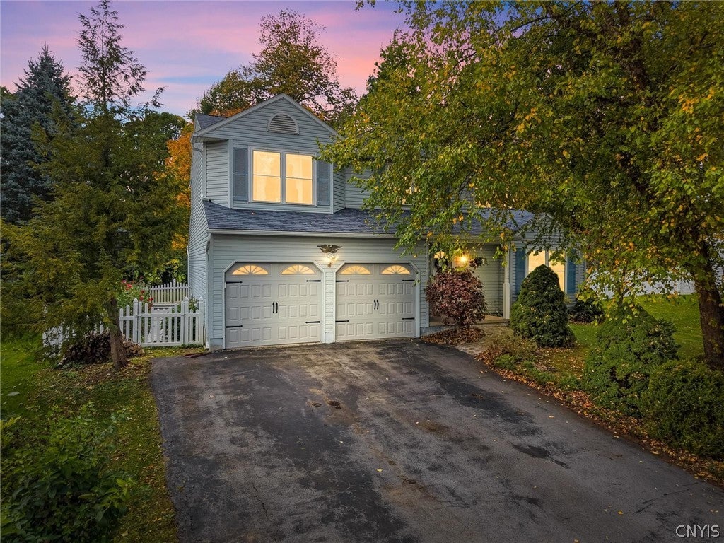 8192 Rizzo Drive — photo