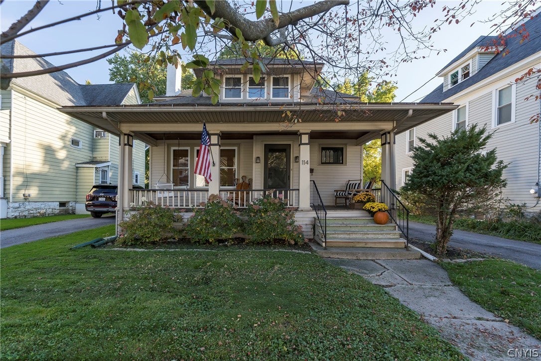 114 Bishop Street — photo