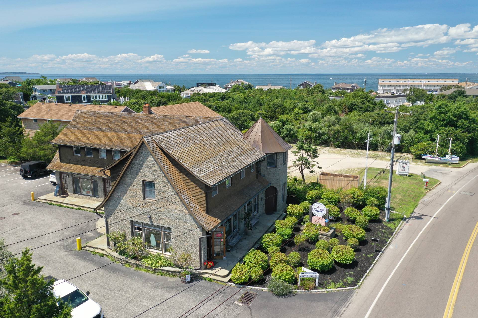 552 West Lake Drive — photo