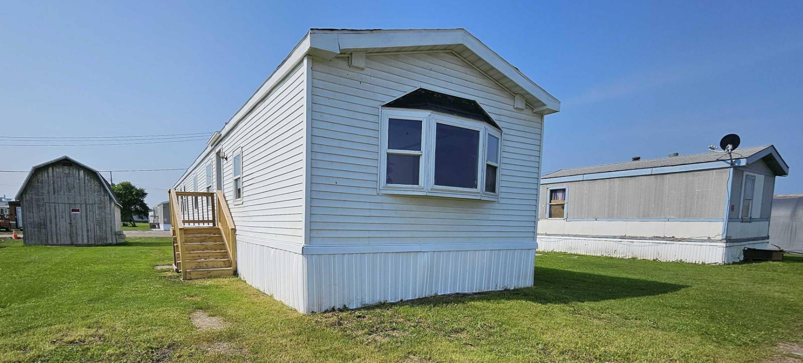 302 Lot 411Westside Trailer Ct — photo