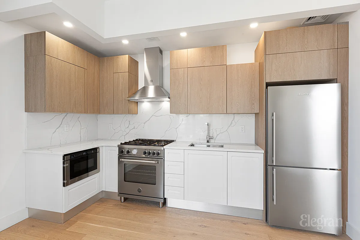 10 -64 Jackson Ave 4B — photo