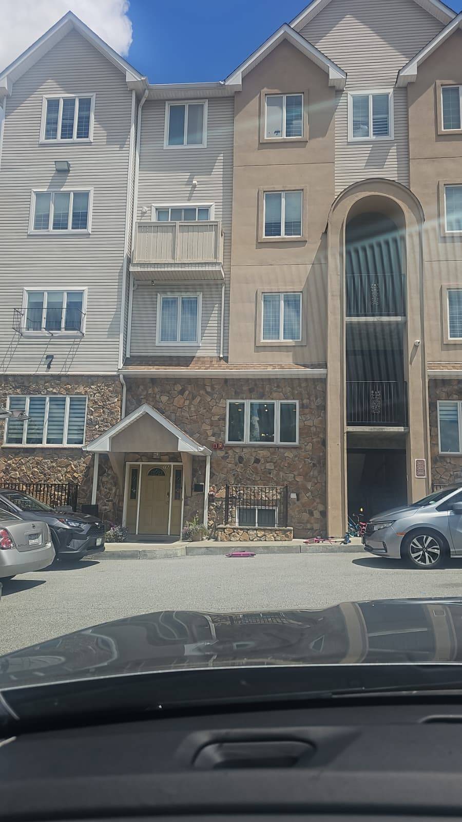 7 Van Buren Dr Unit 302 — photo