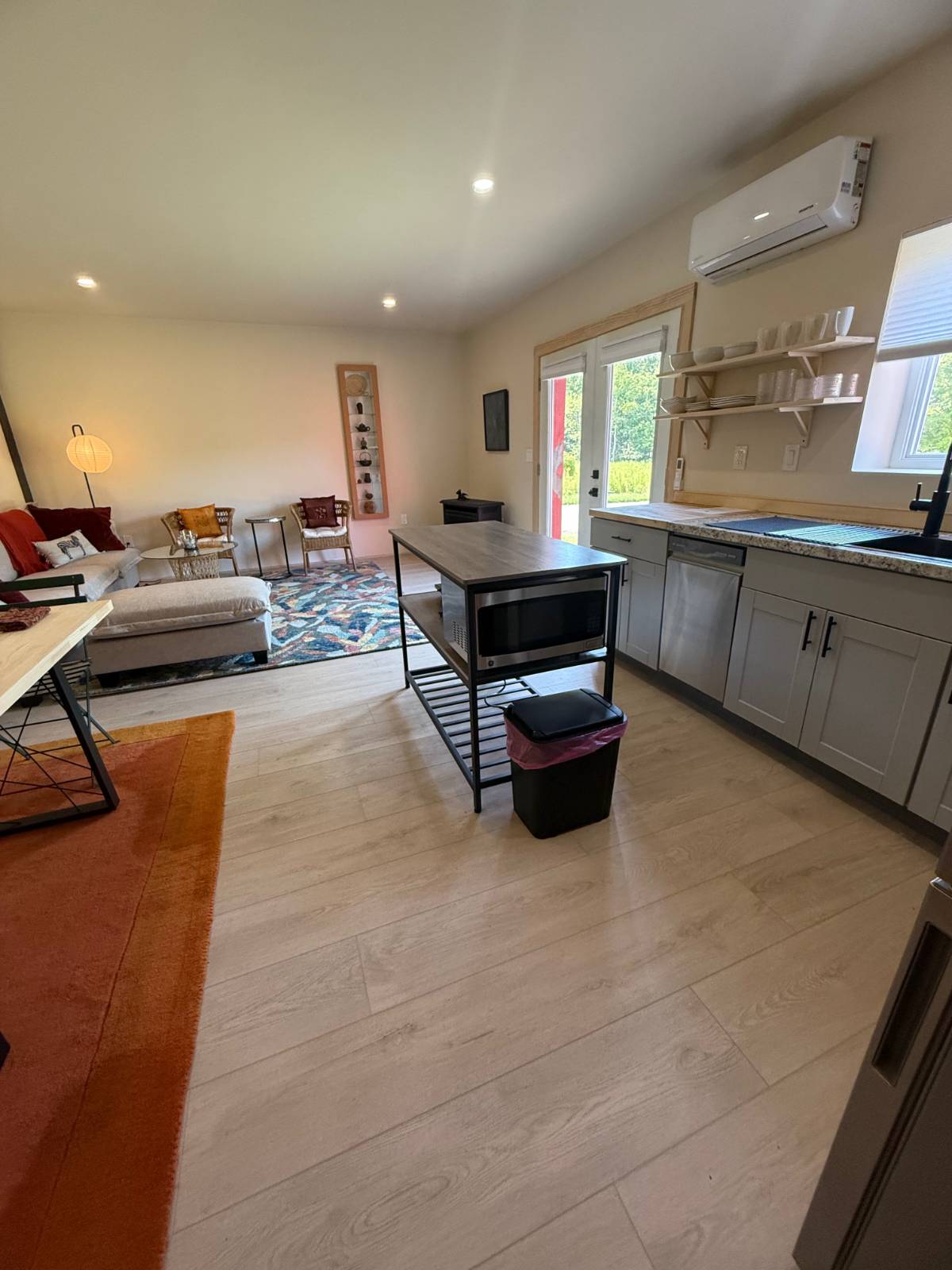 40 Houghtaling Rd. C — photo