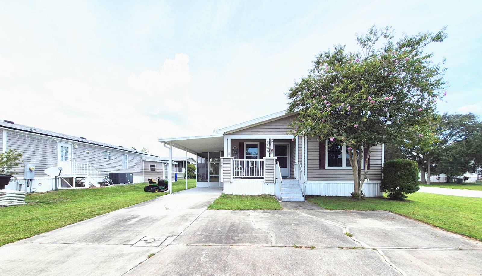 3906 Covington Dr — photo