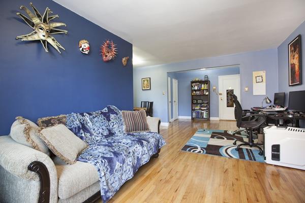 140 -21 Burden Cres 306 — photo