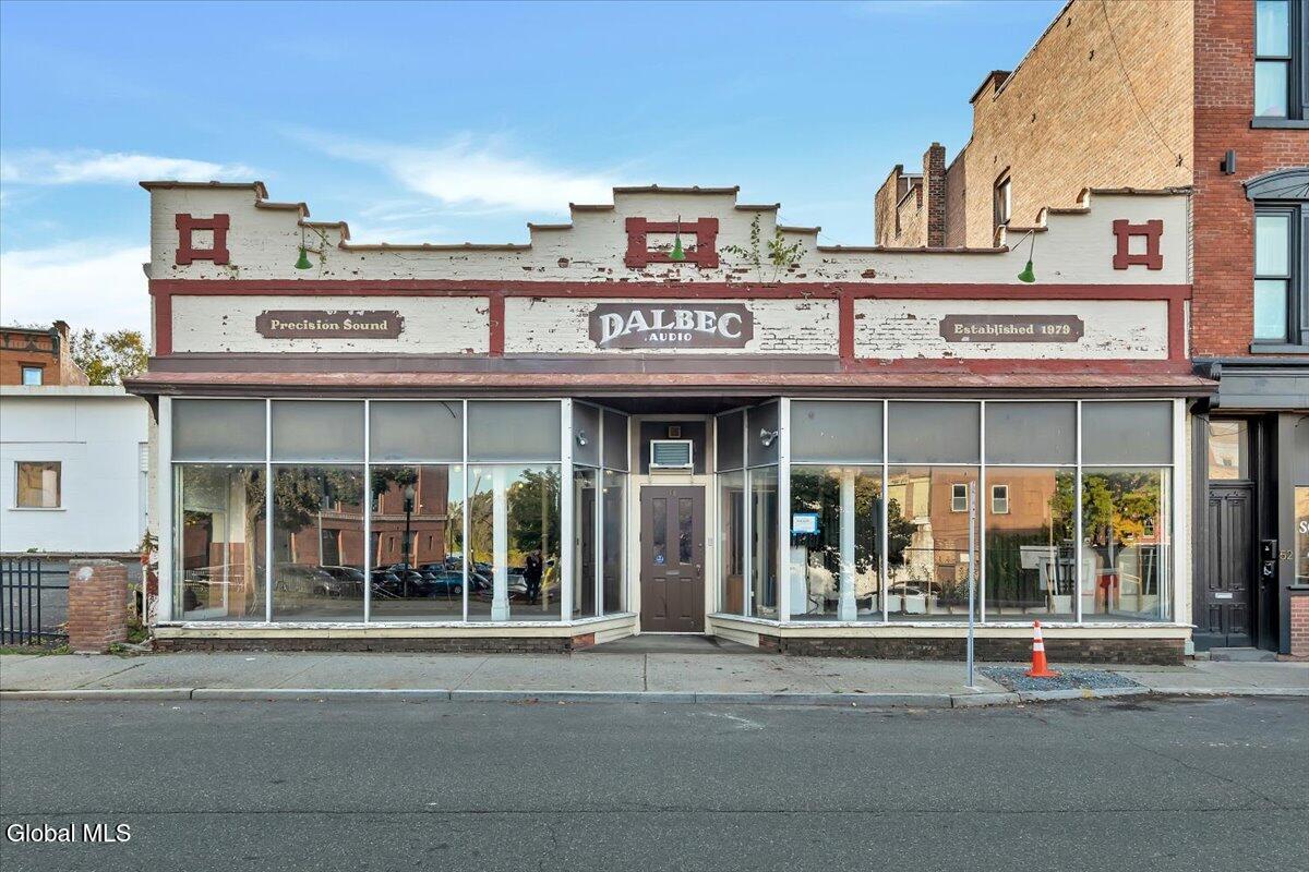 58-62 King Street — photo