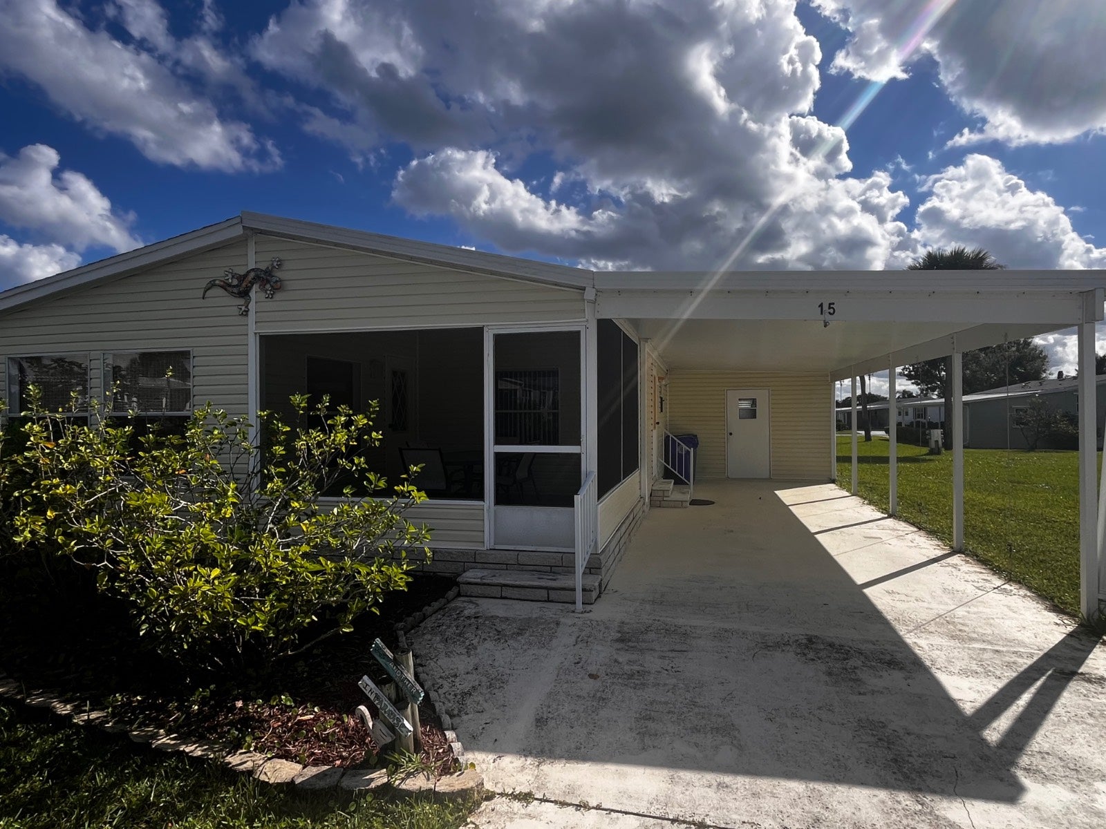 15 Bimini Cir — photo