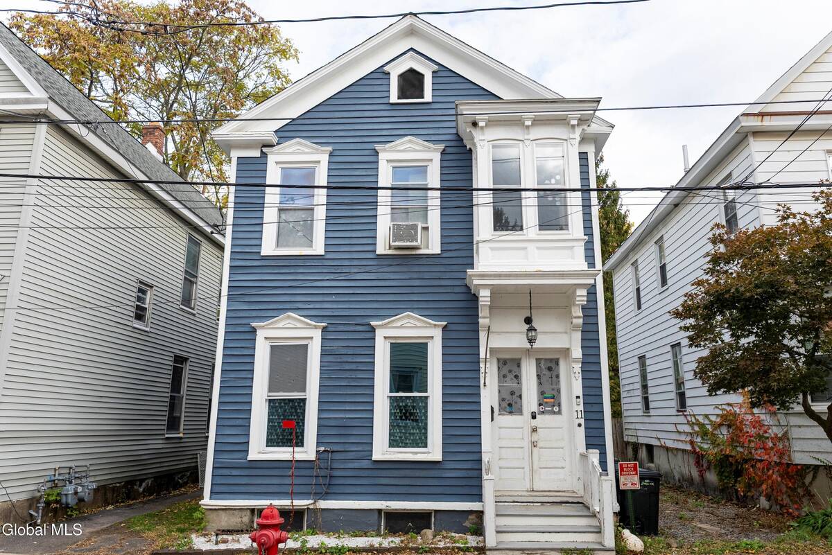 11 River Street — photo