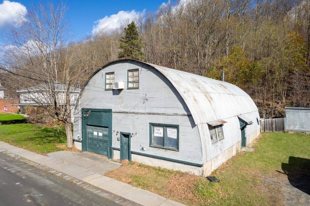 15261 State Highway 30 — photo