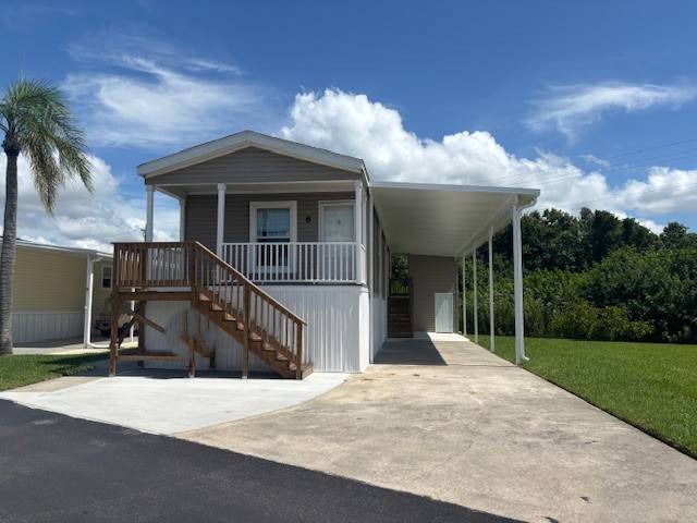 8 Shoreland Drive 8 — photo