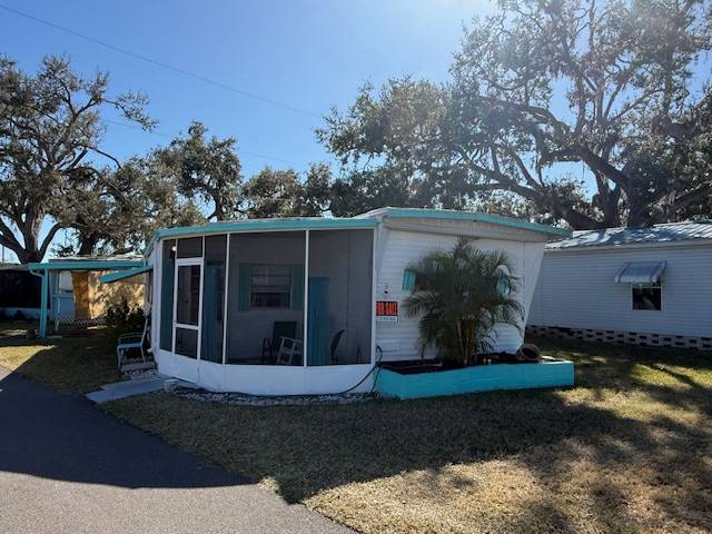 3 Oak Drive — photo