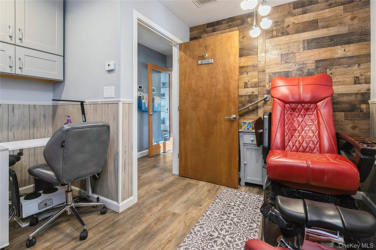 1420 Montauk Highway Suite 2 - Treatment Rm 2 — photo