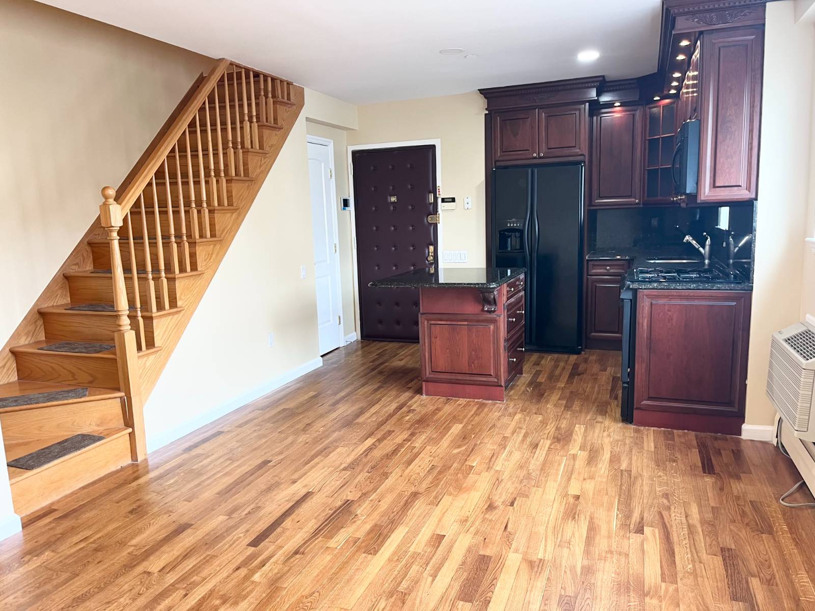 2943 Brighton 4 Street 2D — photo
