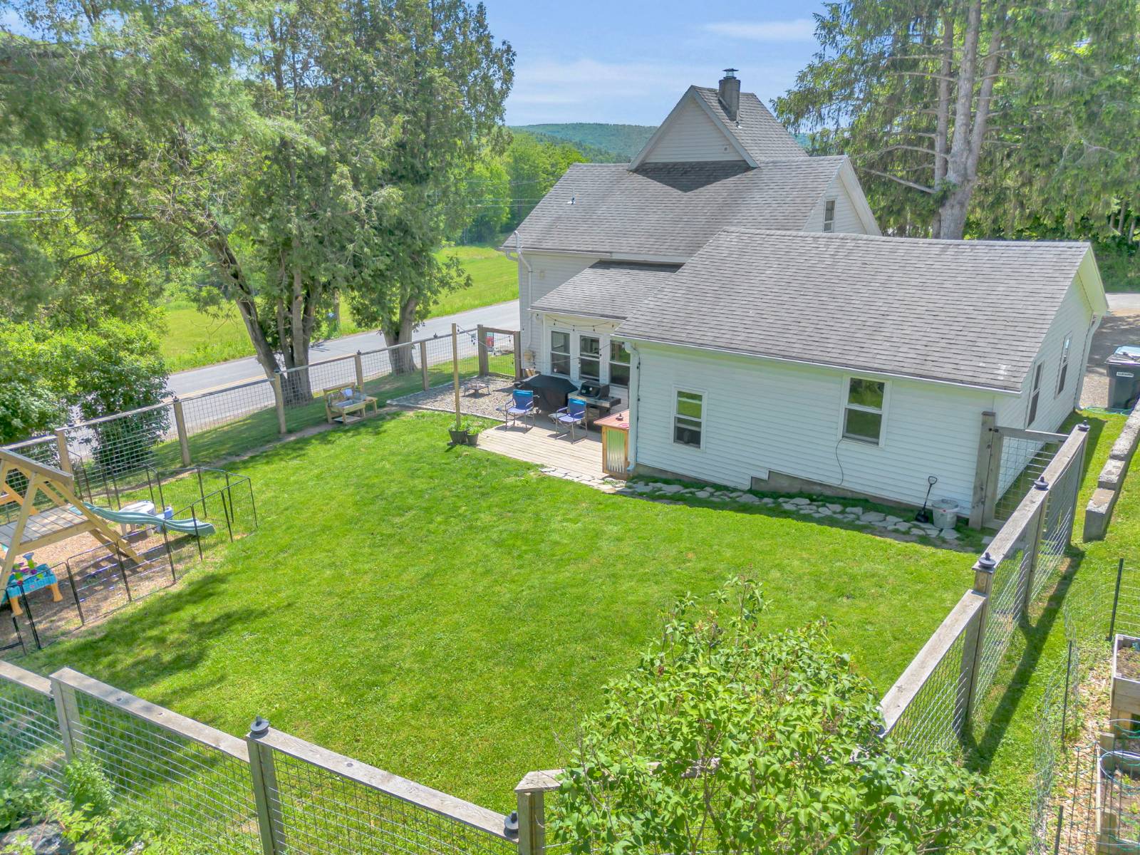 102 Lougheed Rd, Oneonta, NY 13820 — photo 2