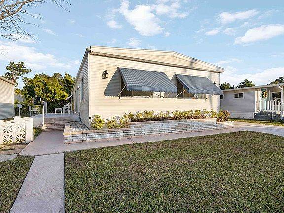 8411 Morgan Dr — photo
