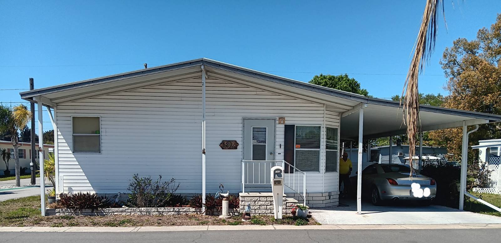 16416 US Hwy 19 N 520 — photo
