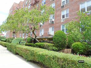 2265 Gerritsen Ave 1R — photo