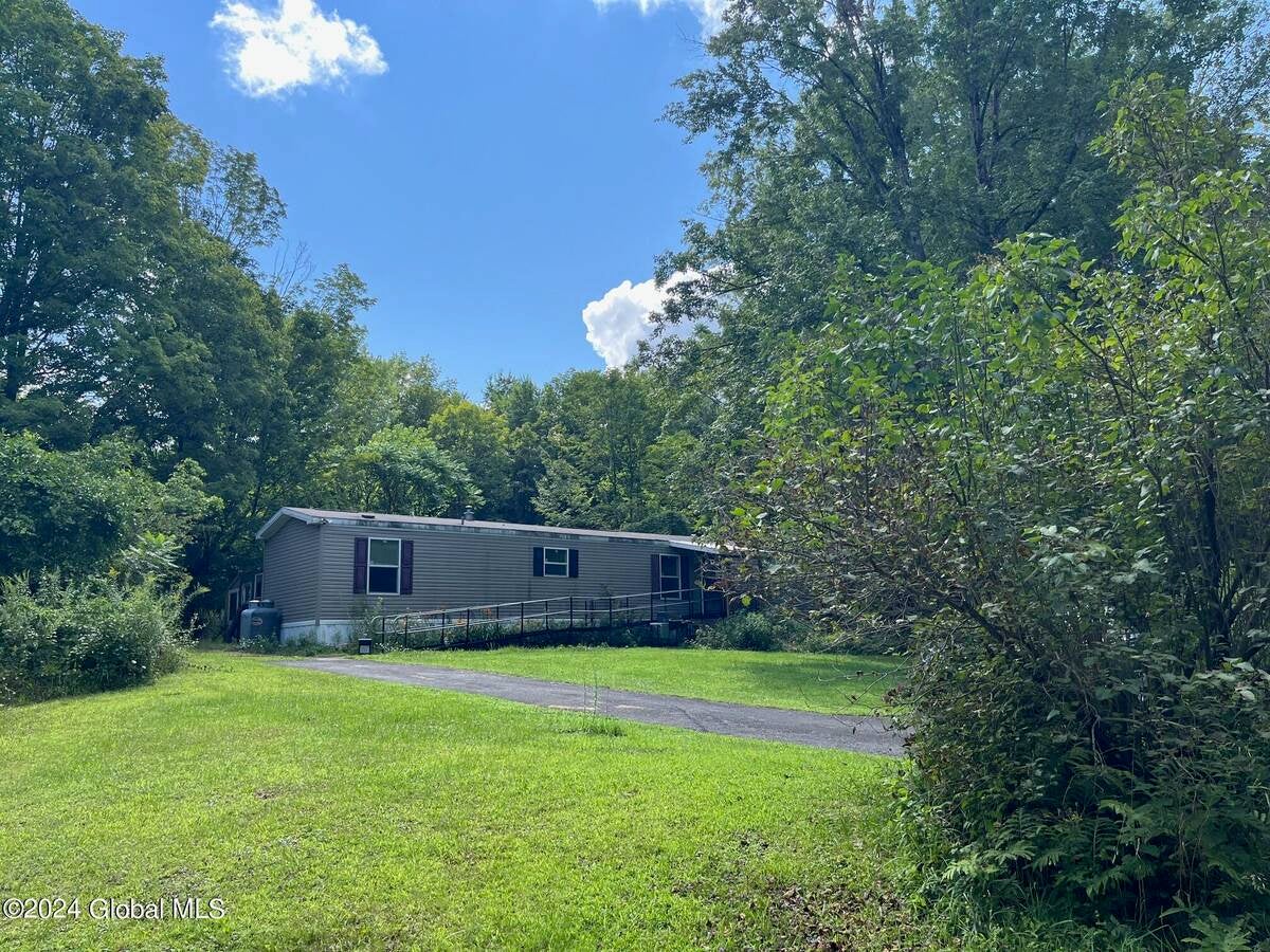 814 Stone Church Road — photo