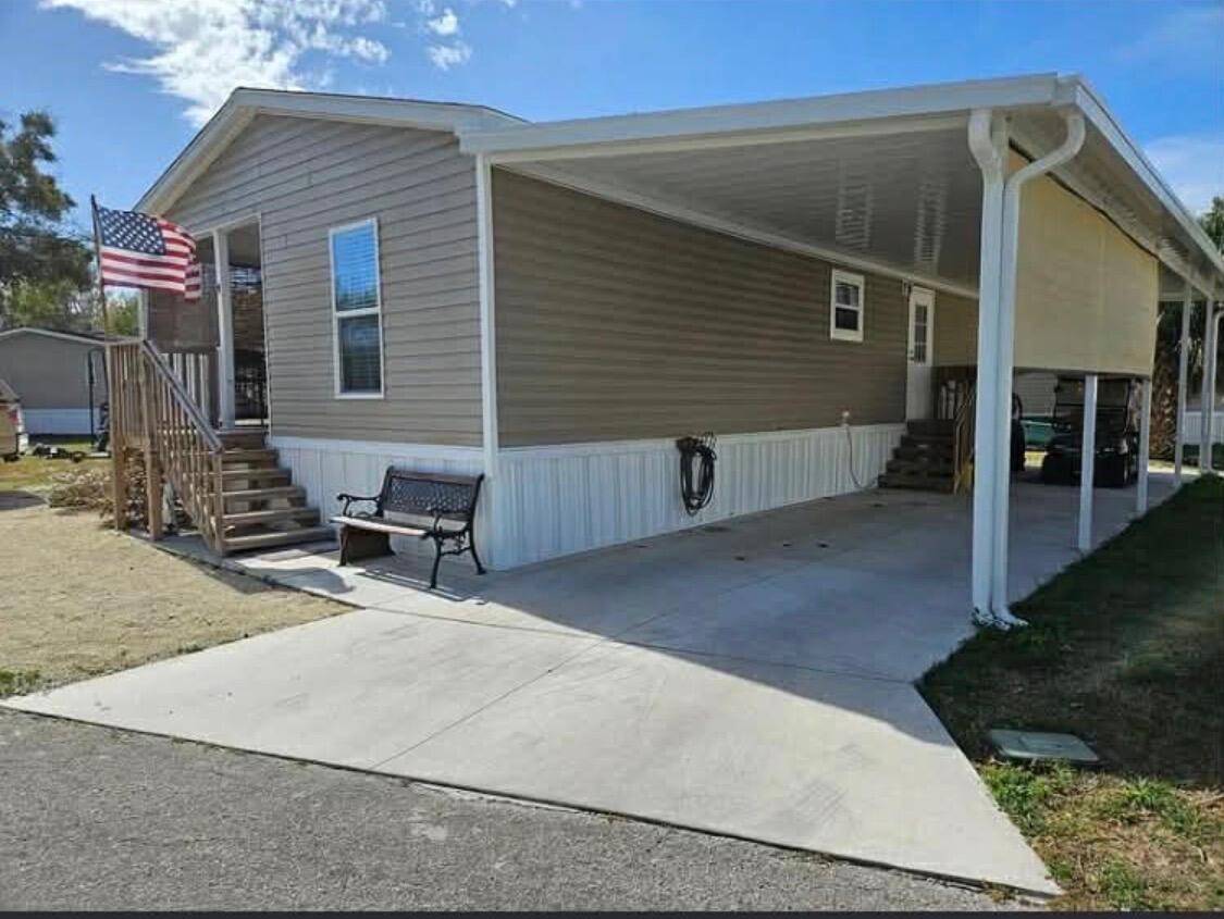 8975 W Halls River Rd Lo — photo