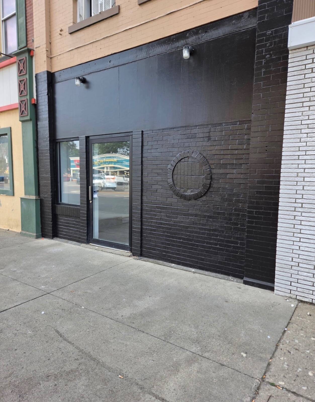 43-45 N Broad St — photo
