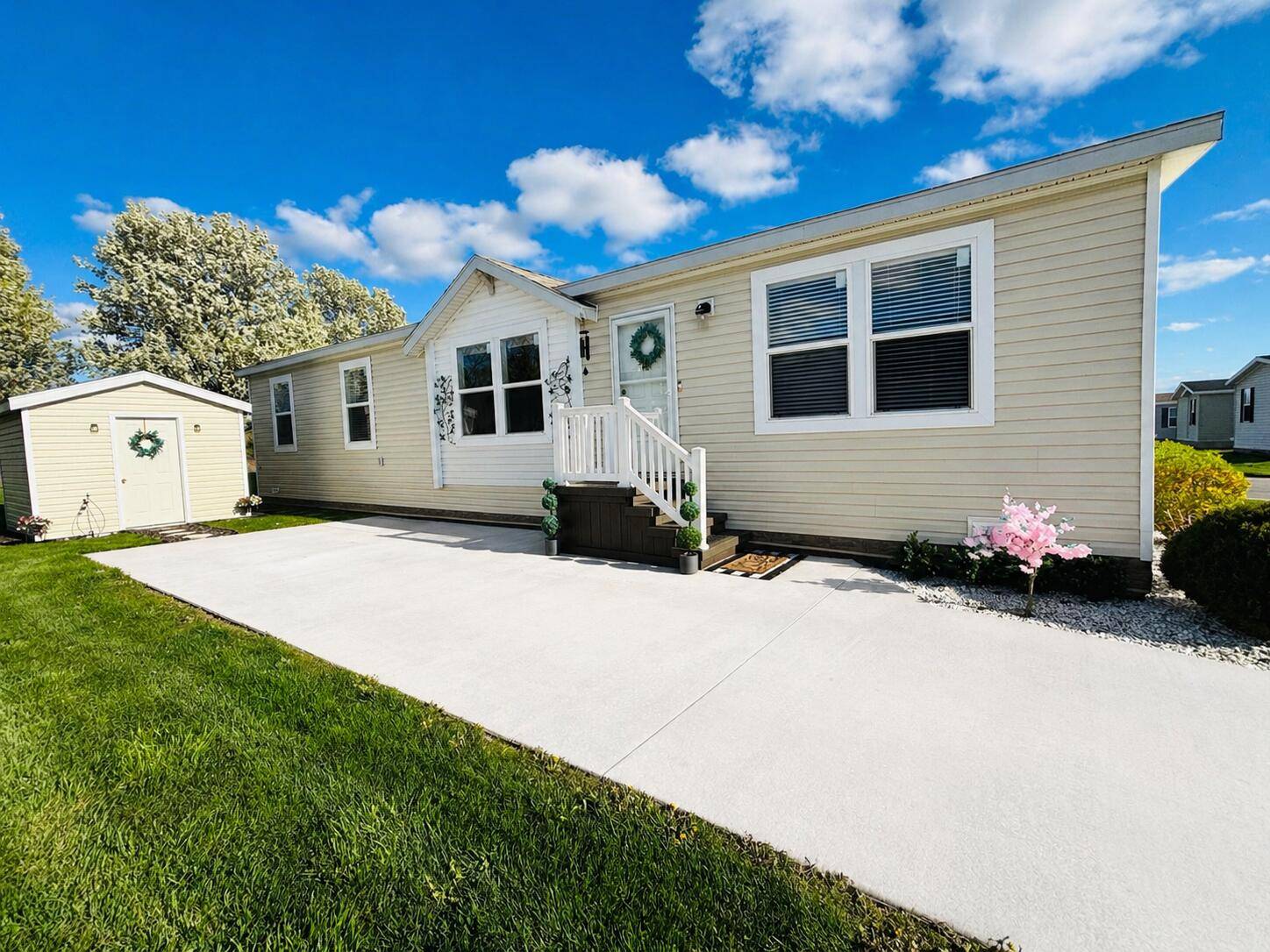 37886 Wolcott — photo