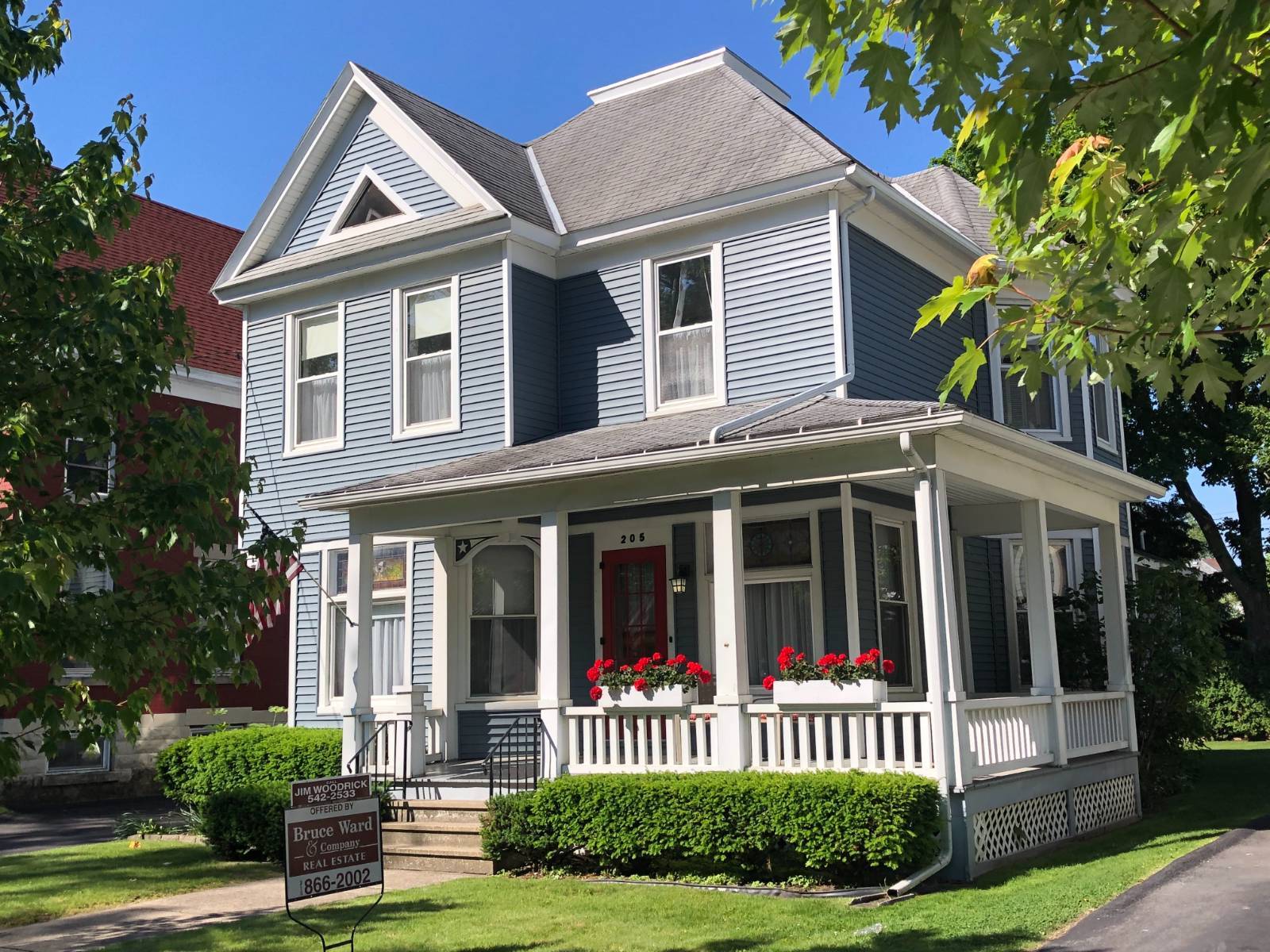 205 N. Bellinger St. — photo