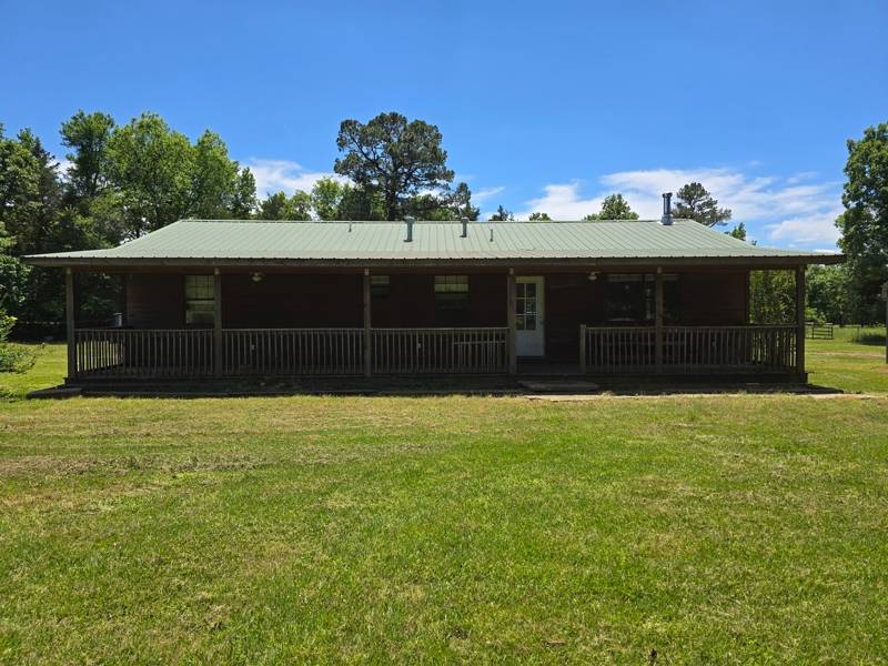 1323 Bates Loop — photo