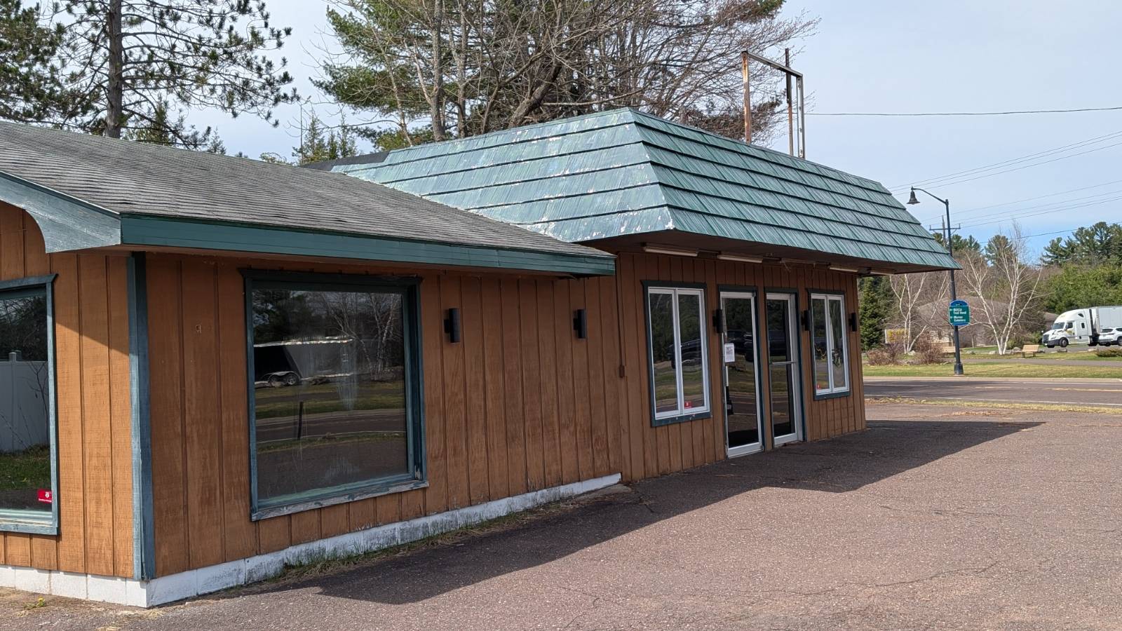 5083N Hwy. 51 — photo