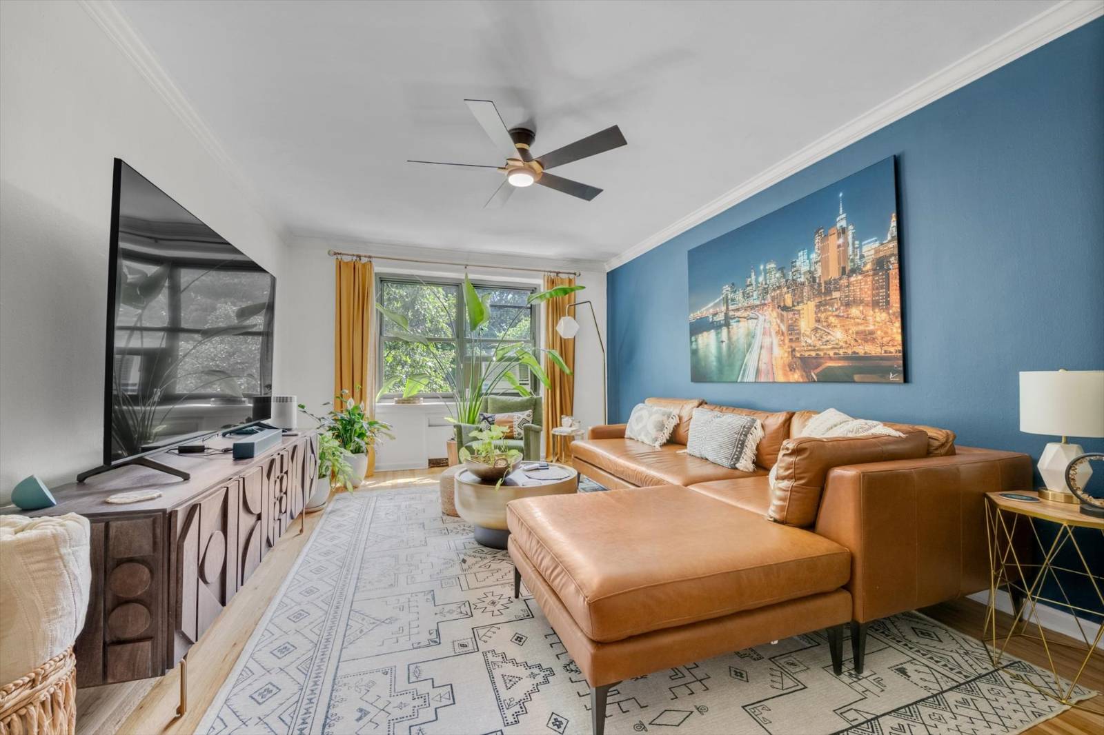 213-01 75th Avenue 5 B — photo