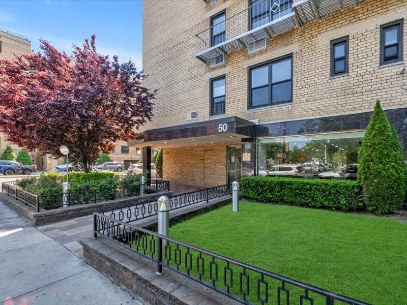 50 Shore Boulevard 1L — photo