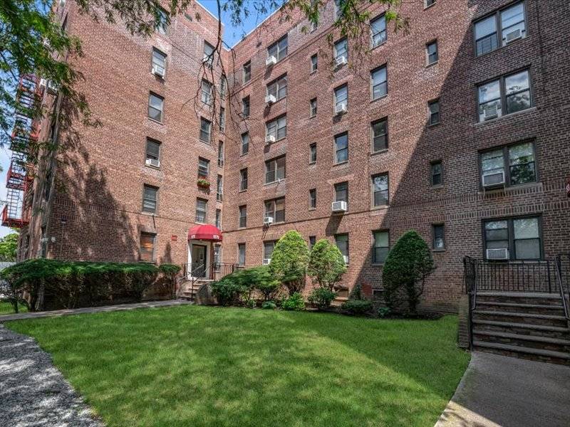 1275 East 5th Street 5C — photo