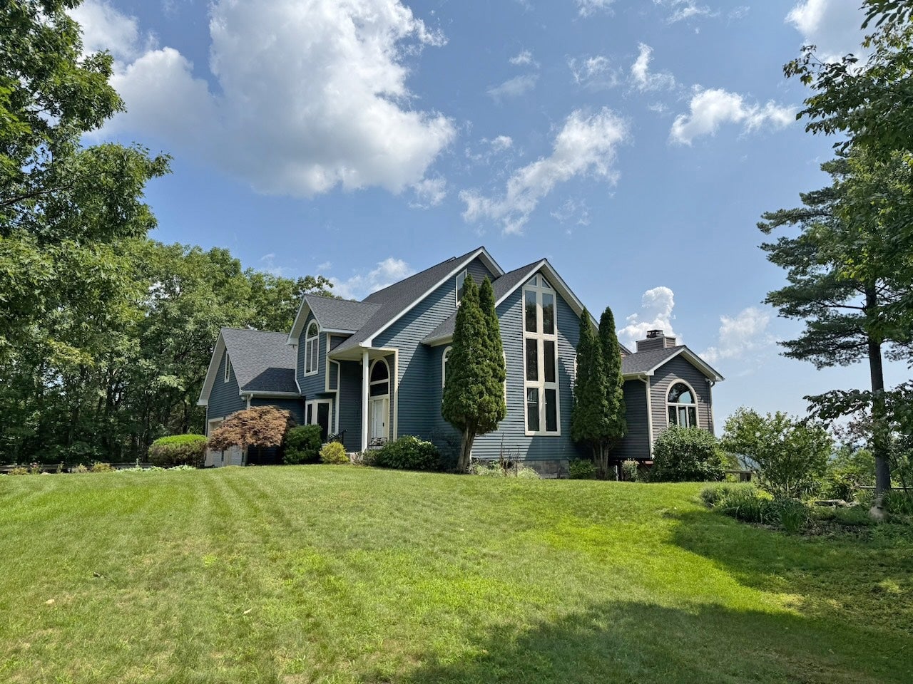 828 W Saugerties Woodstock Rd — photo
