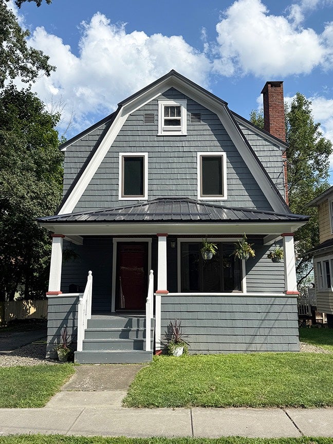 18 Hazel St — photo