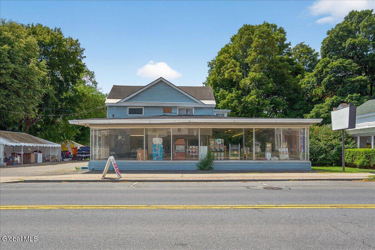 433 Lower Main Street — photo